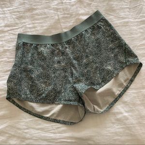 Outdoor Voices Relay Shorts, size small